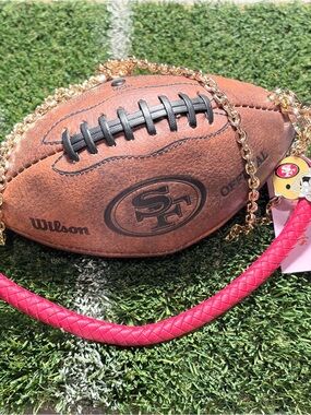 Wilson San Francisco 49ers Vintage Football Crossbody Bag - Red Accent handle